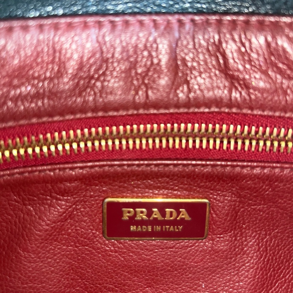 Prada Black Leather Shoulder Bag - Picture 6 of 7